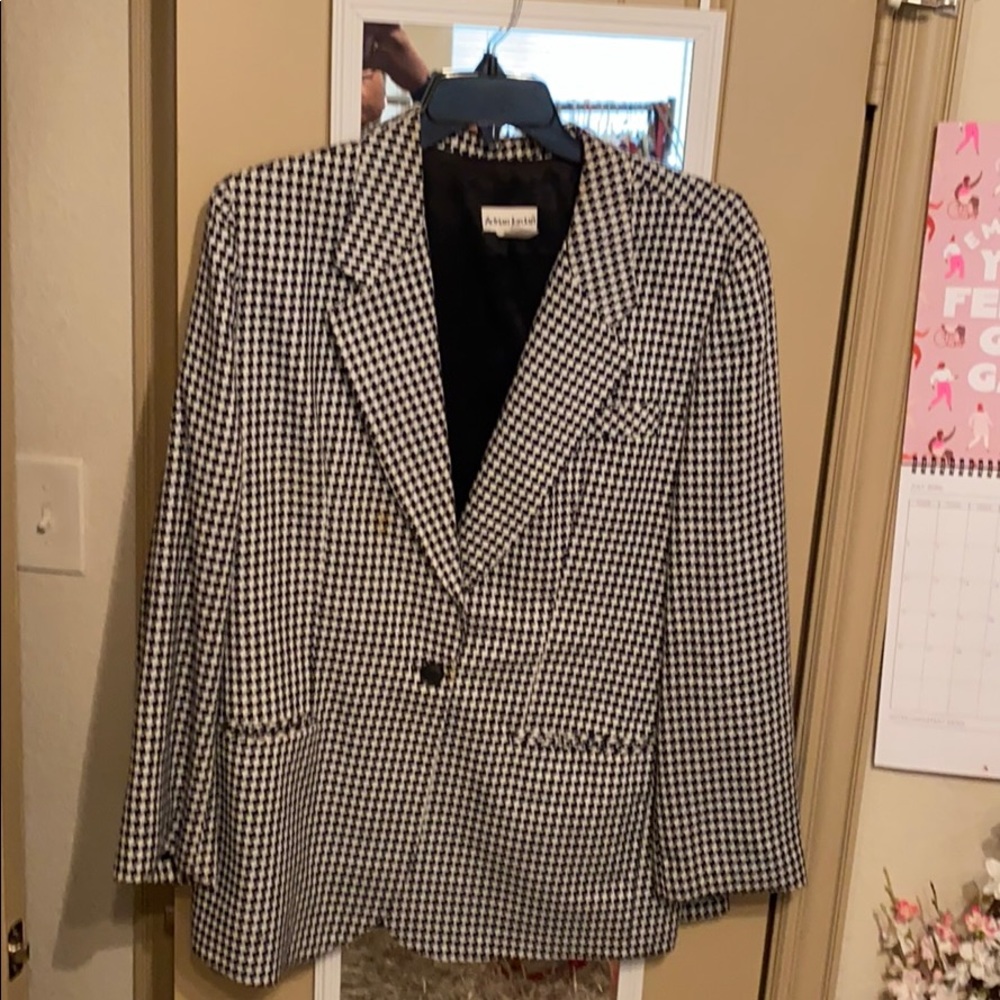Houndstooth blazer sz 22